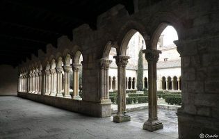 Claustro - Monasterio Santa María la Real de Nieva Claustro - Santa María la Real de Nieva