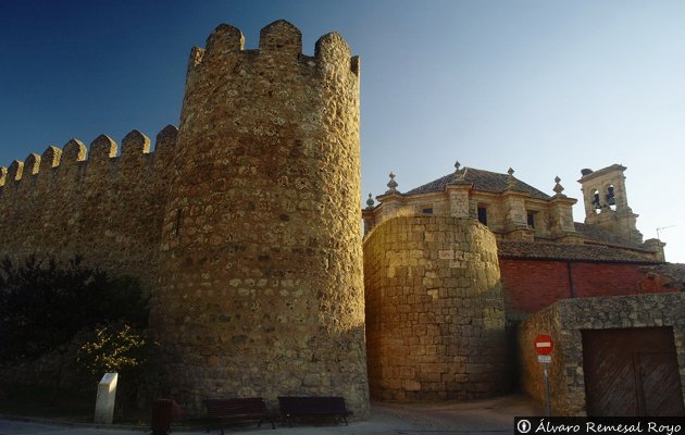 Castillo y Muralla de Urueña