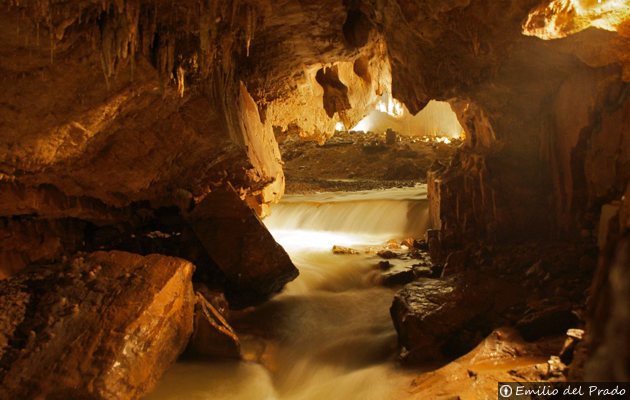 Curso de Aguas - Cueva de Valporquero