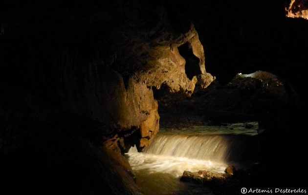 Aguas subterráneas - Cueva de Valporquero