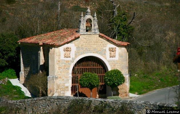 Ermita en Pesquera de Ebro