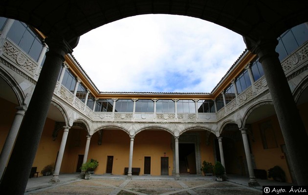 Palacio de Bracamonte - Ávila