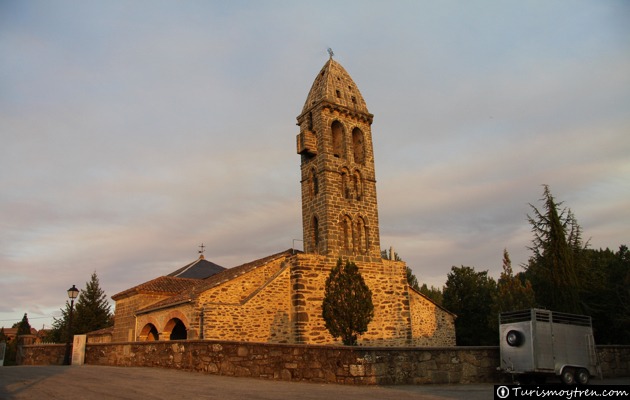 Iglesia - Santa María de Mombuey