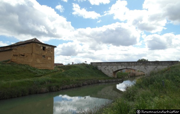 Canal de Castilla - Capillas