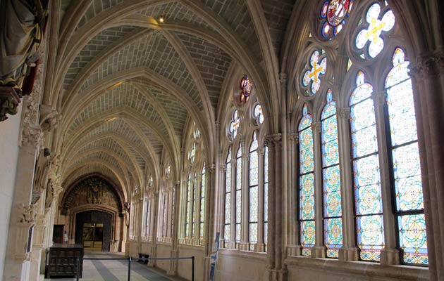 Uno de los claustros más bellos de España - Catedral de Burgos
