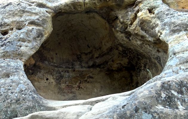 Cueva eremita - Olleros de Pisuerga