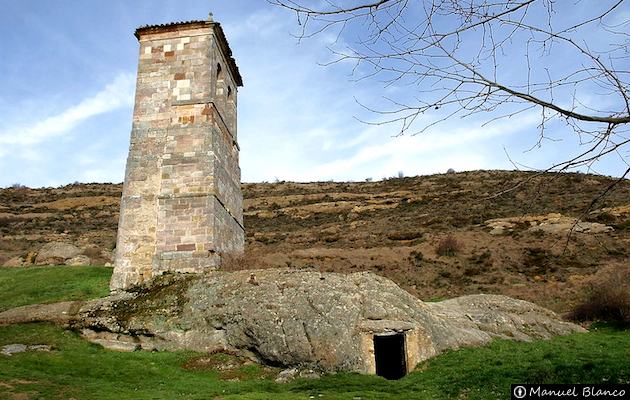 Torre campanario - Olleros de Pisuerga