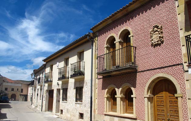 Pueblos bonitos Segovia - Pueblo medieval en Segovia
