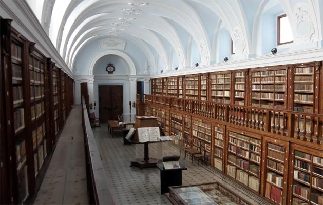 Qué ver en la Ribera del Duero - Biblioteca del Monasterio de La Vid - Burgos