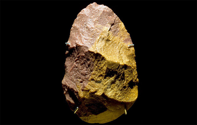 Hacha de piedra 'Excalibur' - Fósil original Yacimiento de Atapuerca
