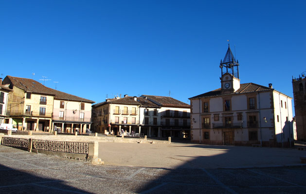 Plaza Mayor de Riaza - Segovia