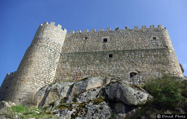 Castillo Manqueospese