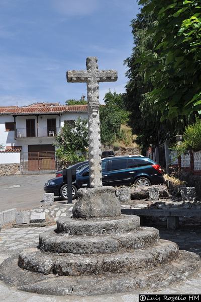 Cruz de Piedra - Montemayor del Río