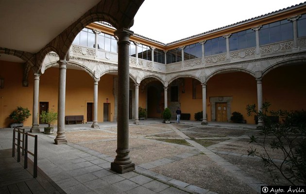 Palacio de los Bracamonte - Ávila