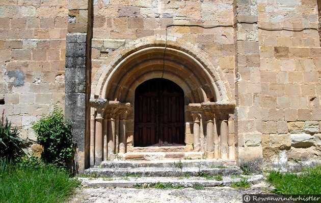 Portada Iglesia Pino de Bureba