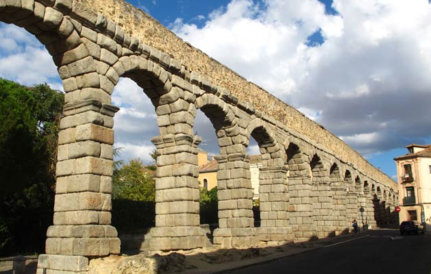 Monumento más importante de Segovia - Acueducto de Segovia