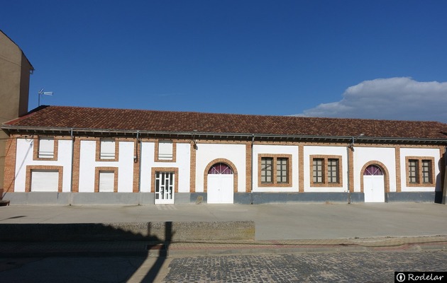 Escuelas - Matamala de Almazán