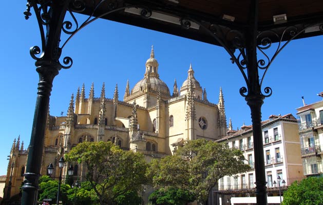 Gótico en Segovia - Catedral de Santa María y San Frutós