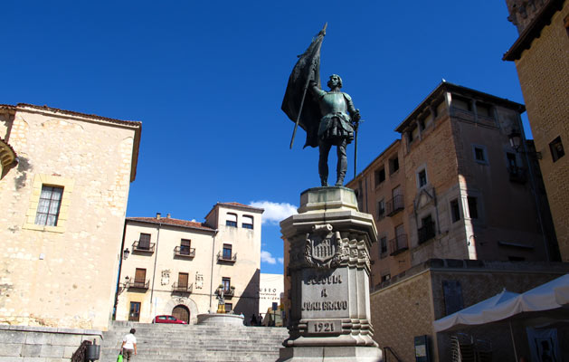 Lugares con encanto en Segovia- Plaza de Medina del Campo
