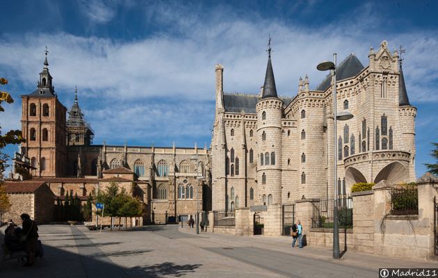 Catedral y Palacio Episcopal - Astorga