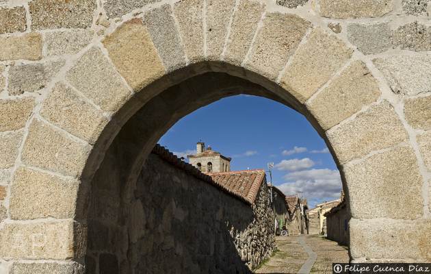 Puerta de la Villa del siglo XV