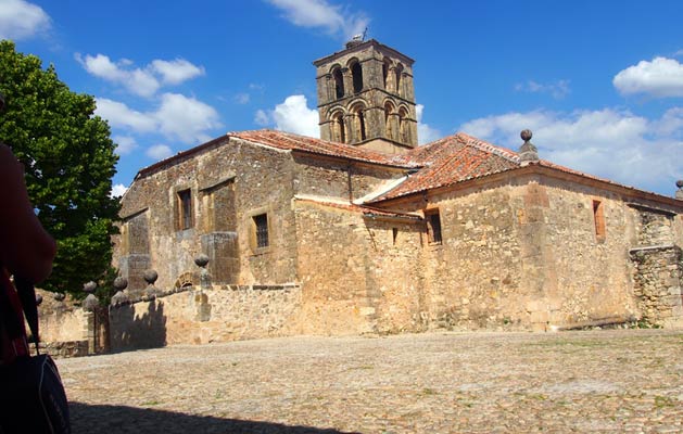 Qué ver en Pedraza - Iglesia de San Juan Bautista 