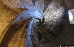 Acceso al campanario - Iglesia de Vadocondes