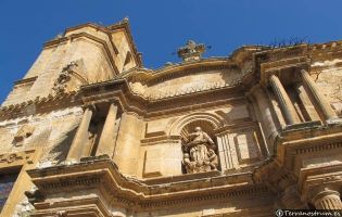 Detalle de la portada -  Iglesia Vadocondes