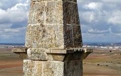 Obelisco - Arapil Grande